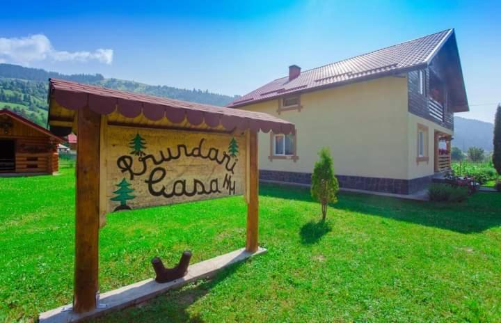Casa Prundari Nicu și Mirela Hotel Poiana Teiului Exterior foto