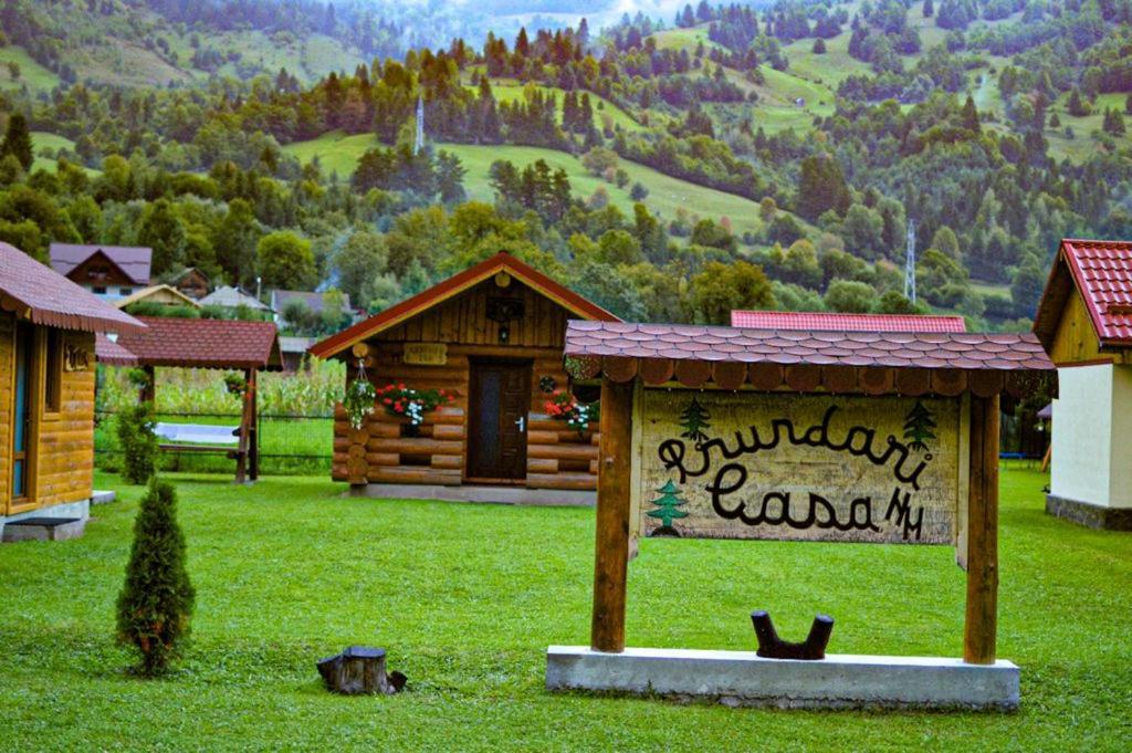 Casa Prundari Nicu și Mirela Hotel Poiana Teiului Exterior foto