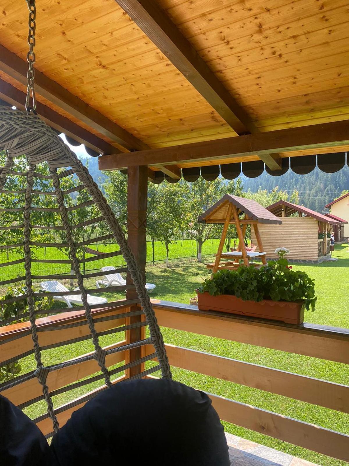 Casa Prundari Nicu și Mirela Hotel Poiana Teiului Exterior foto