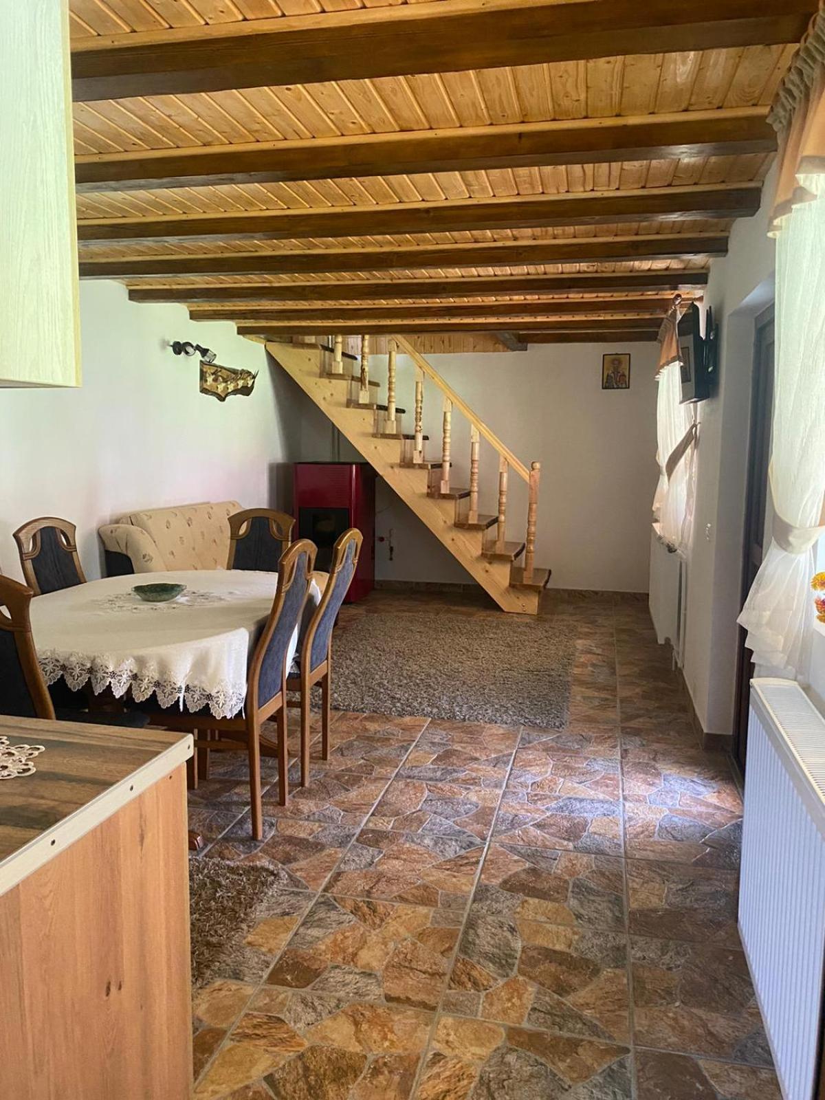 Casa Prundari Nicu și Mirela Hotel Poiana Teiului Exterior foto